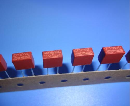 392系列微型方形保險(xiǎn)絲